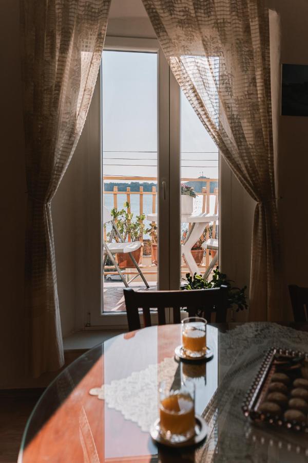 שיבניק Arya Apartment מראה חיצוני תמונה