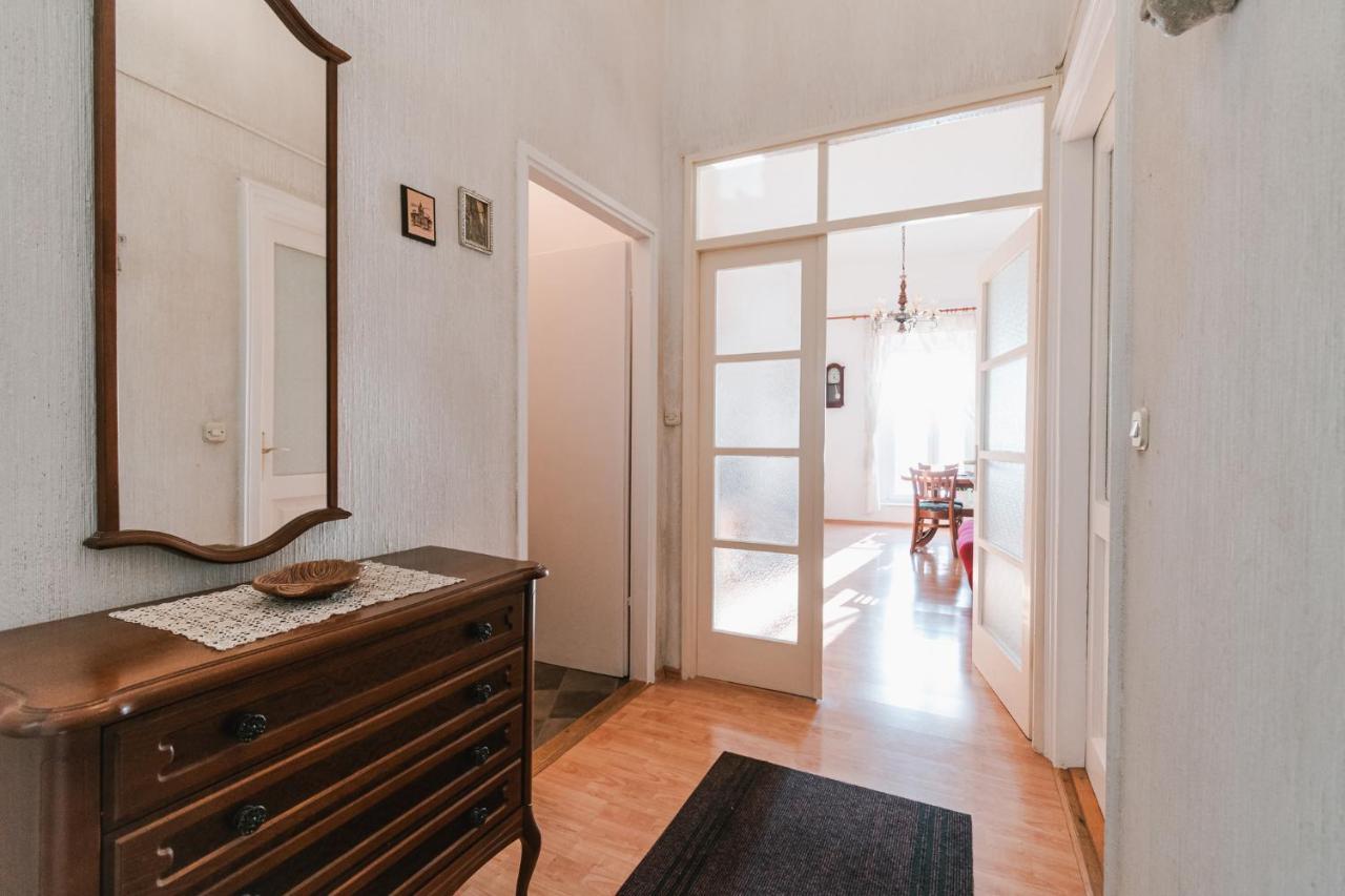 שיבניק Arya Apartment מראה חיצוני תמונה